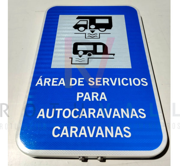 Señal-área-de-servicios-para-autocaravanas-caravanas réflex N1 Rotuvall