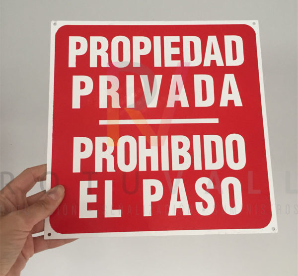 placa propiedad privada prohibido el paso roja 24cm lado