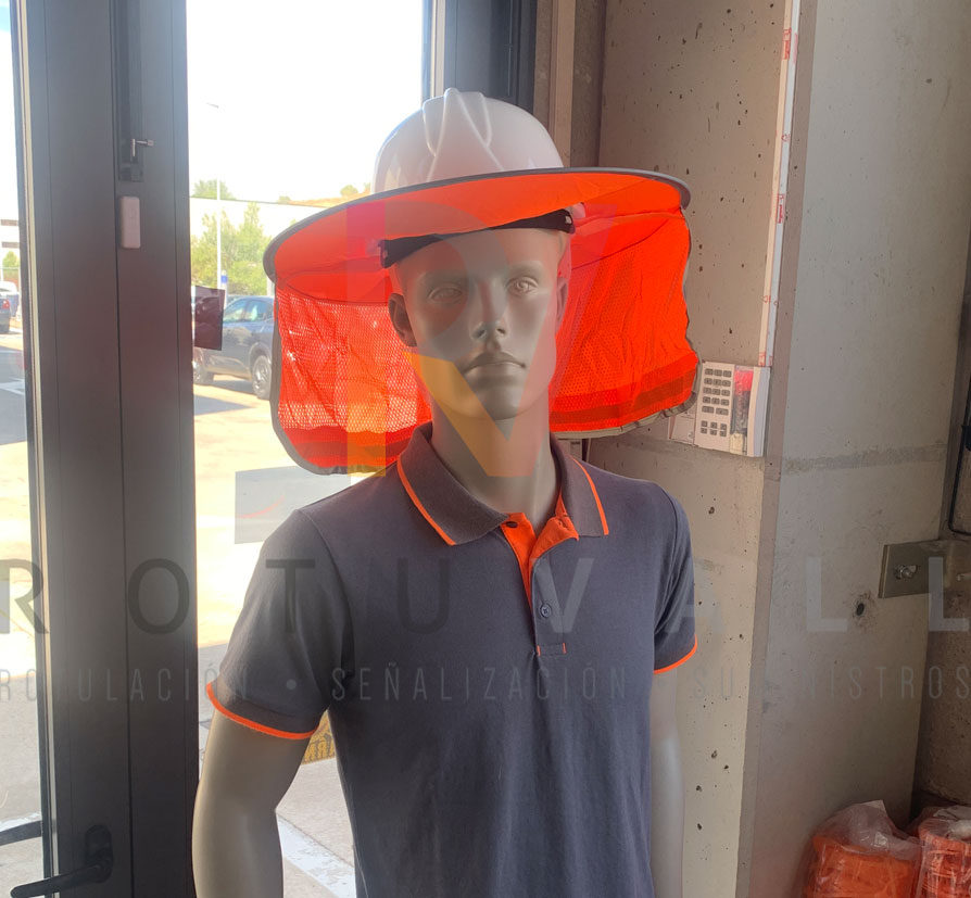 Protector plegable de sol para casco tipo sombrero con faldón